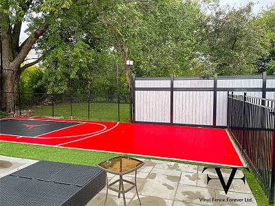 SuperNova with Black Frame, 3 Rail, Privacy Fence