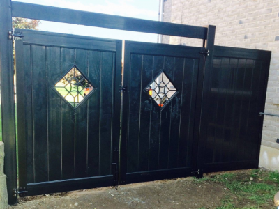 Black Gate with Insert