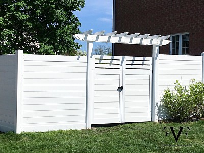 Horizontal White Privacy Fence With Double Gate