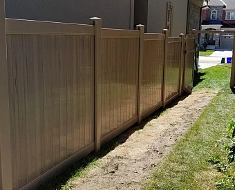 Hazelwood, 2 Rail privacy fence