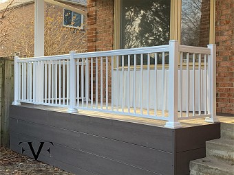 White aluminium railing, with vinyl deck