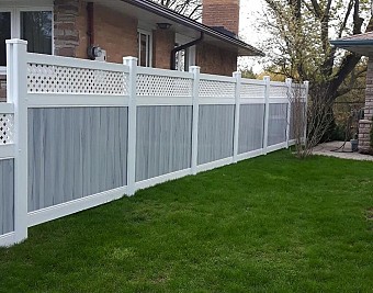 Super Nova, privacy fence with White Lattice top