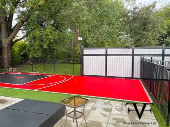 SuperNova with Black Frame, 3 Rail, Privacy Fence